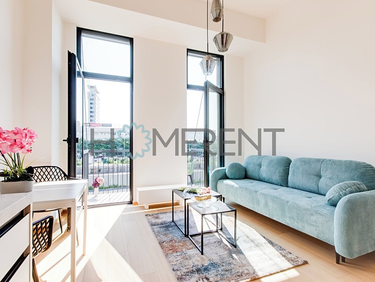 Pronájem bytu 1+kk 28 m² (Loft) - foto 1