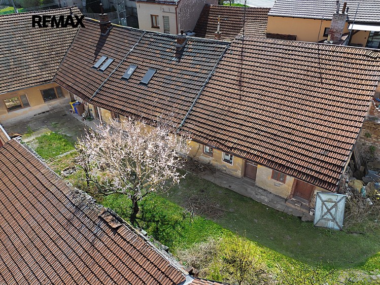 Prodej rodinného domu 155 m², pozemek 913 m² - foto 7