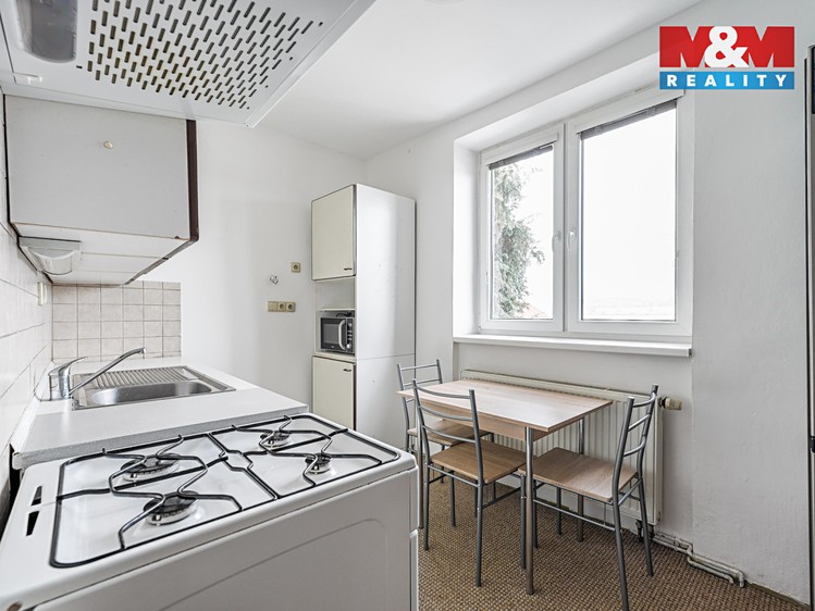 Prodej rodinného domu 232 m², pozemek 347 m² - foto 6