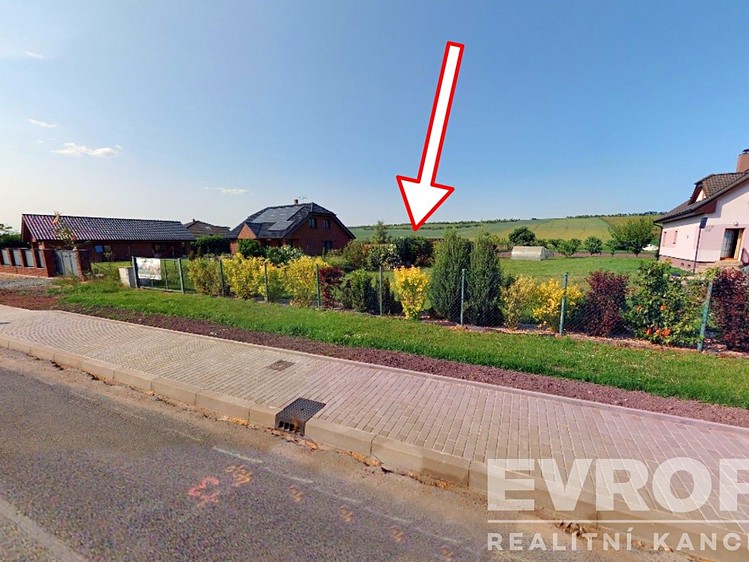 Prodej  stavebního pozemku 1 140 m² - foto 4