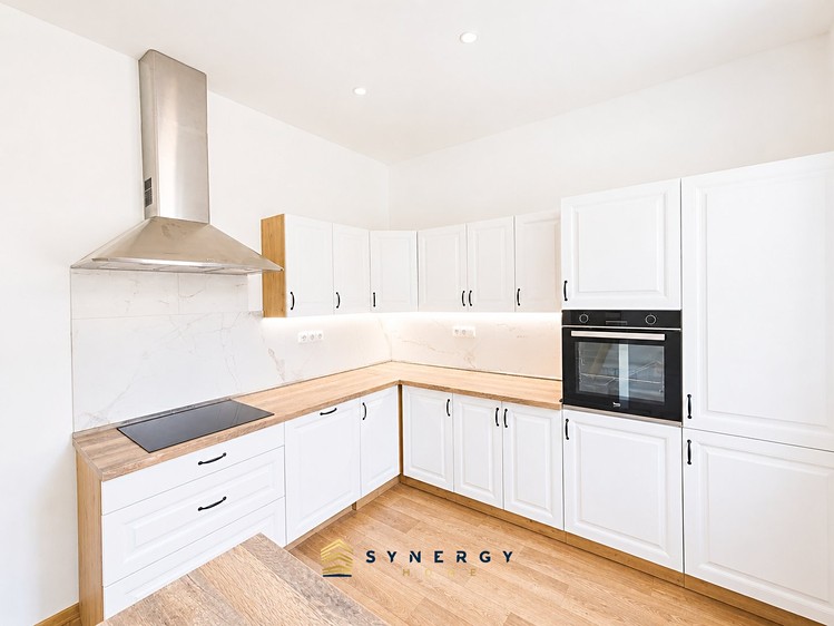 Prodej bytu 2+1 74 m² - foto 1