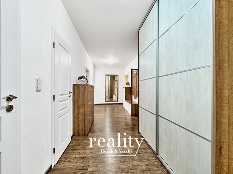 Prodej bytu 4+1 142 m² - foto 3