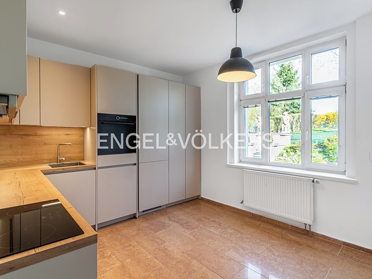 Pronájem bytu 3+1 110 m² - foto 4