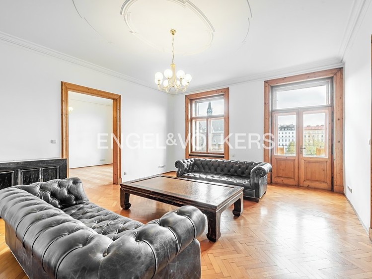 Pronájem bytu 5+1 254 m² - foto 4