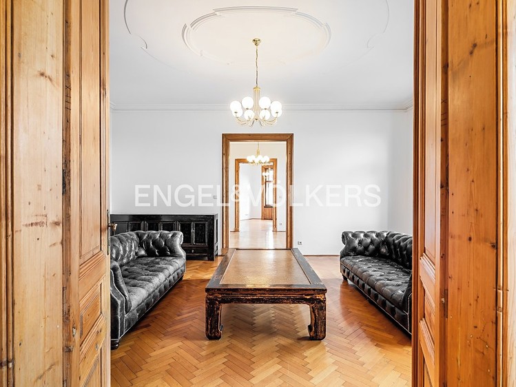Pronájem bytu 5+1 254 m² - foto 8