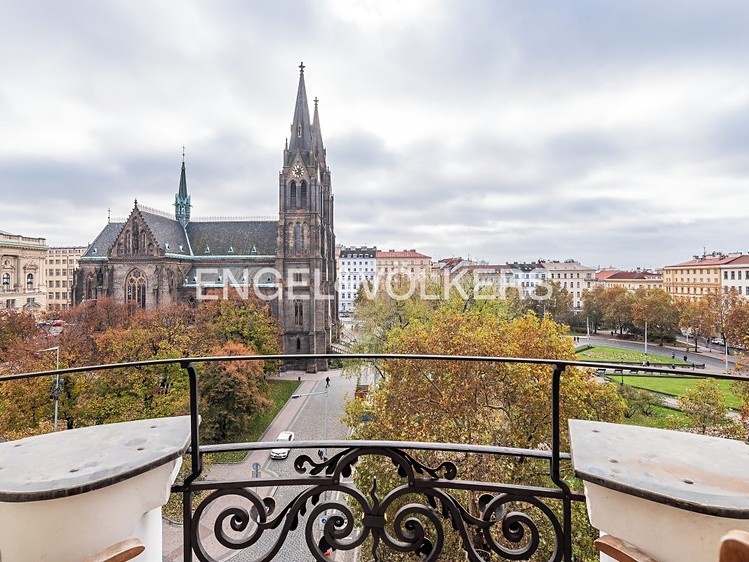 Pronájem bytu 5+1 254 m² - foto 5