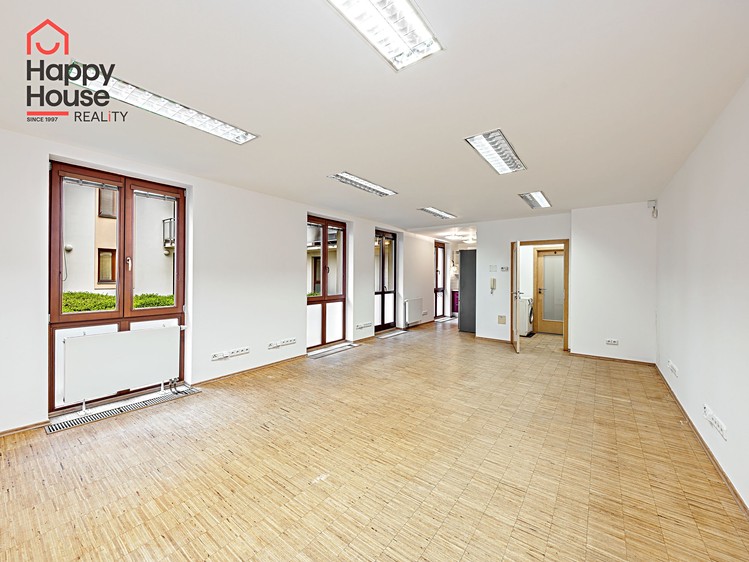 Pronájem bytu 1+kk 48 m² - foto 1