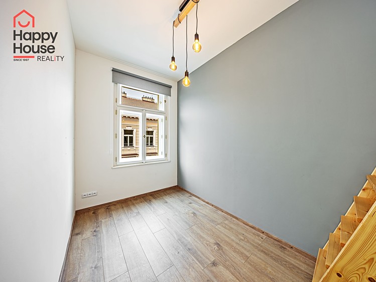 Pronájem bytu 3+kk 66 m² - foto 4