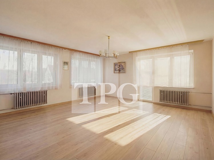 Prodej rodinného domu 330 m², pozemek 2 680 m² - foto 3