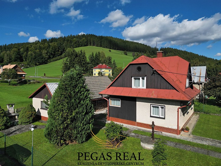 Prodej chaty 99 m², pozemek 421 m² - foto 1