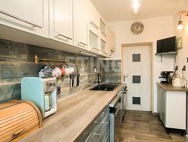 Prodej rodinného domu 264 m², pozemek 1 339 m² - foto 6