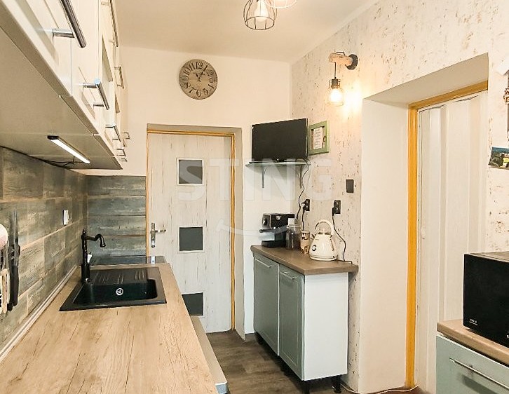 Prodej rodinného domu 264 m², pozemek 1 339 m² - foto 7
