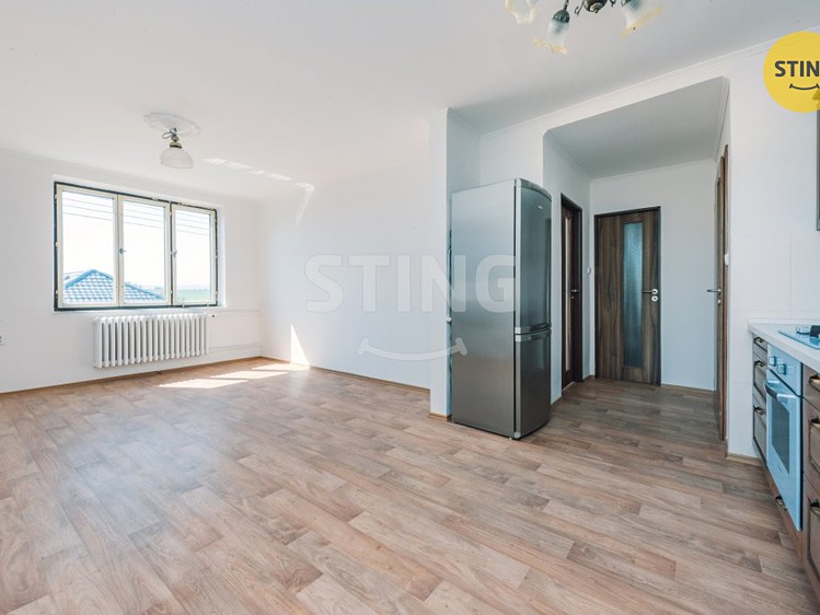 Prodej rodinného domu 140 m², pozemek 777 m² - foto 4