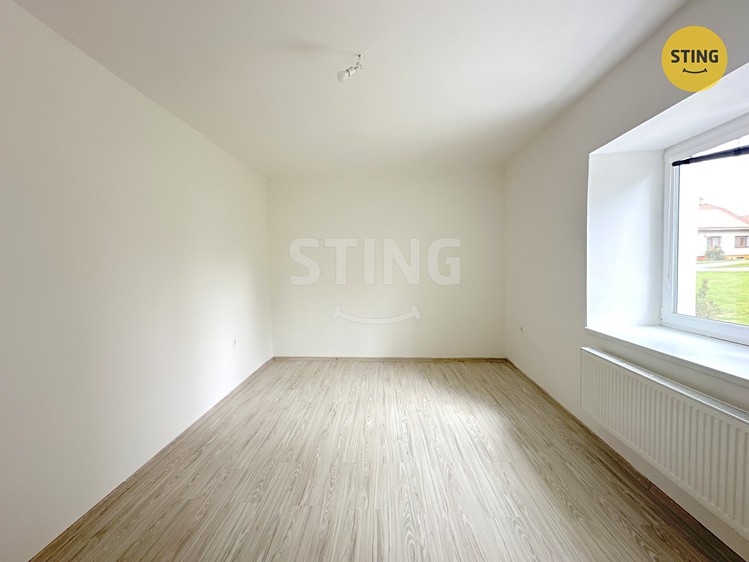 Prodej rodinného domu 263 m², pozemek 230 m² - foto 3