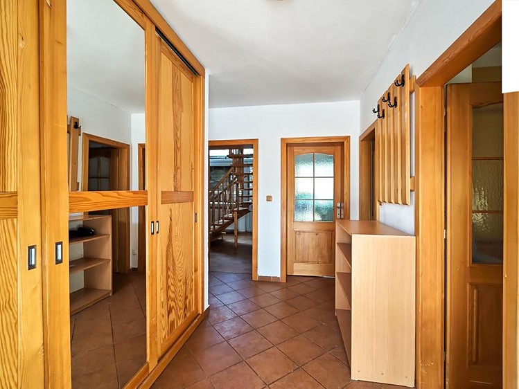 Prodej rodinného domu 129 m², pozemek 182 m² - foto 5