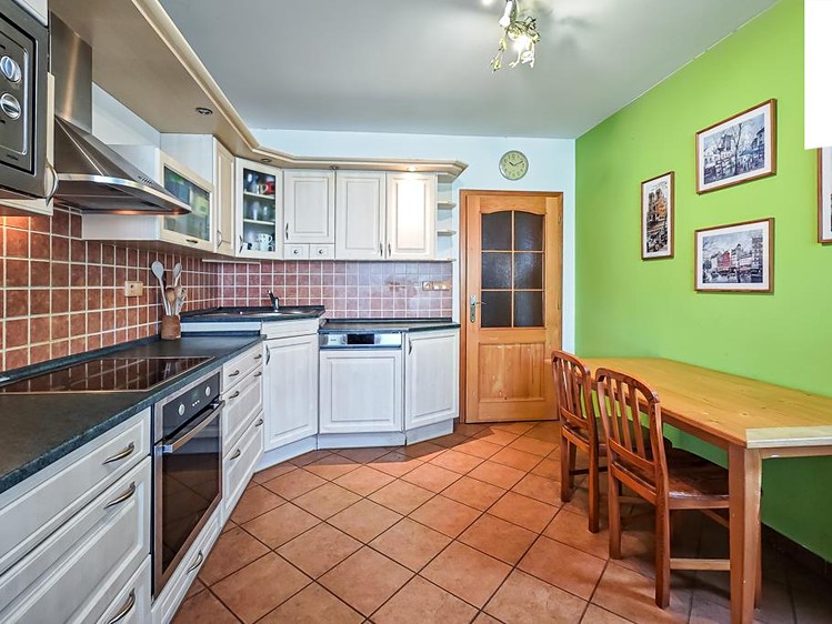 Prodej rodinného domu 129 m², pozemek 182 m² - foto 7