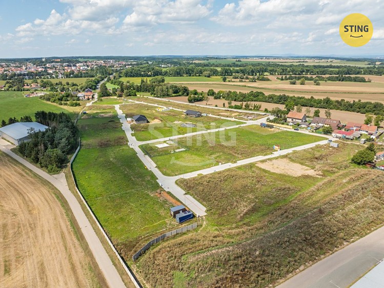 Prodej stavebního pozemku 1 216 m² - foto 4