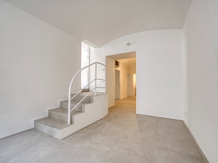 Pronájem obchodního prostoru 127 m² - foto 6