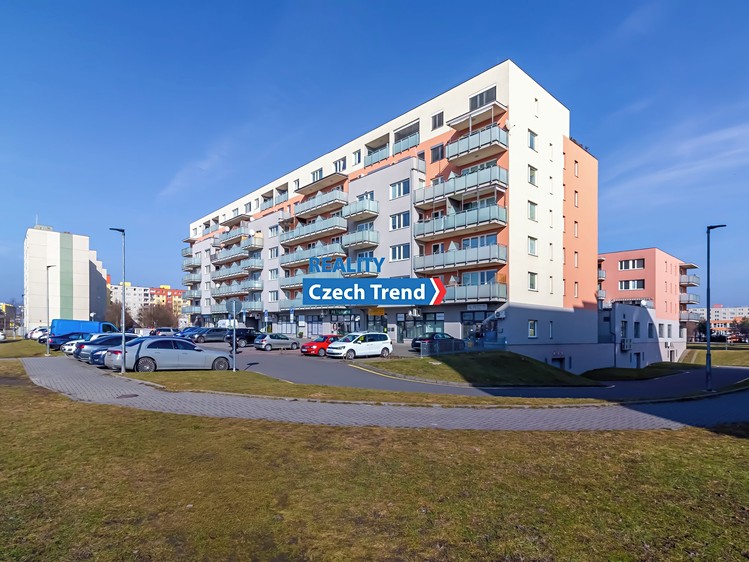 Prodej bytu 2+kk 62 m² (Jednopodlažní) - foto 1