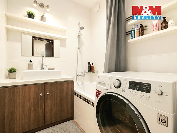 Prodej bytu 3+kk 64 m² - foto 6