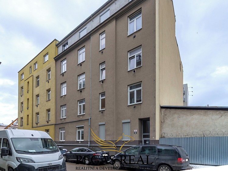 Pronájem bytu 1+1 40 m² - foto 7