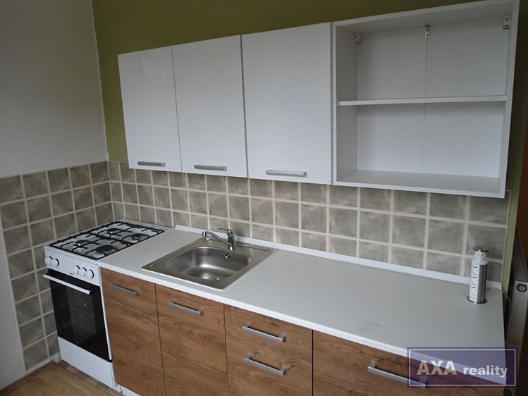 Pronájem bytu 2+1 52 m² - foto 1