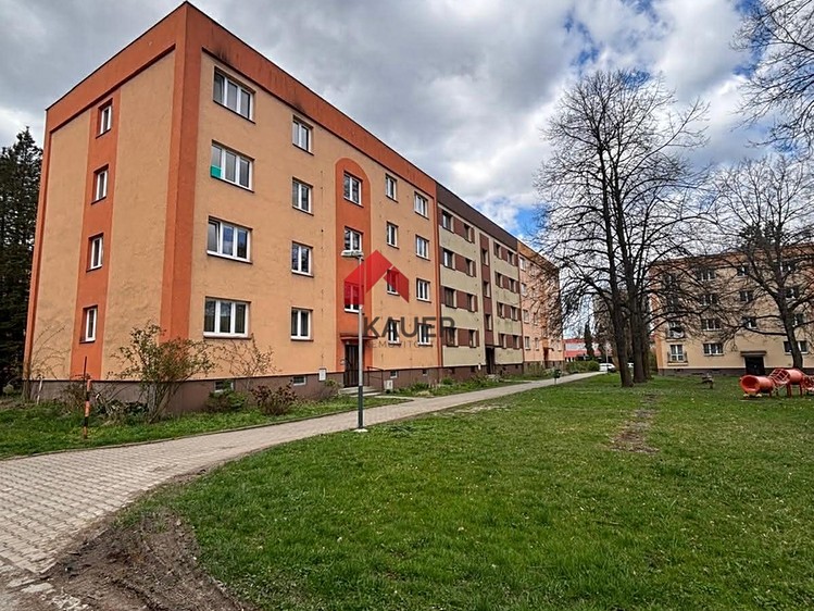 Pronájem bytu 3+1 75 m² - foto 1