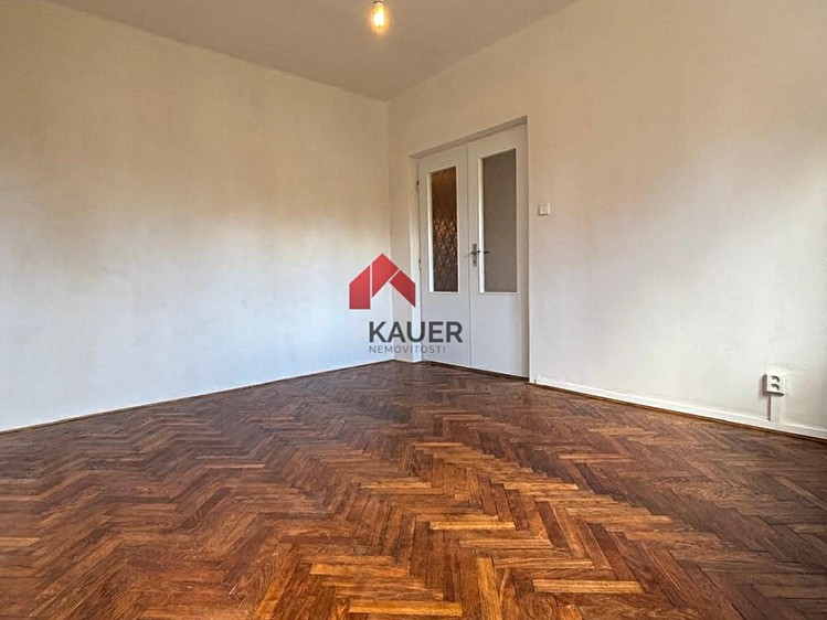 Pronájem bytu 3+1 75 m² - foto 5