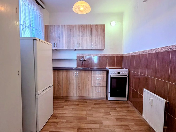 Pronájem bytu 2+1 51 m² - foto 1
