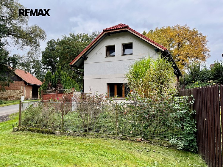 Prodej rodinného domu 120 m², pozemek 434 m² - foto 1