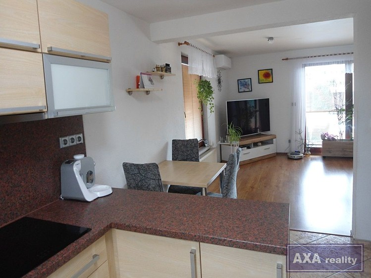 Prodej rodinného domu 145 m², pozemek 517 m² - foto 5