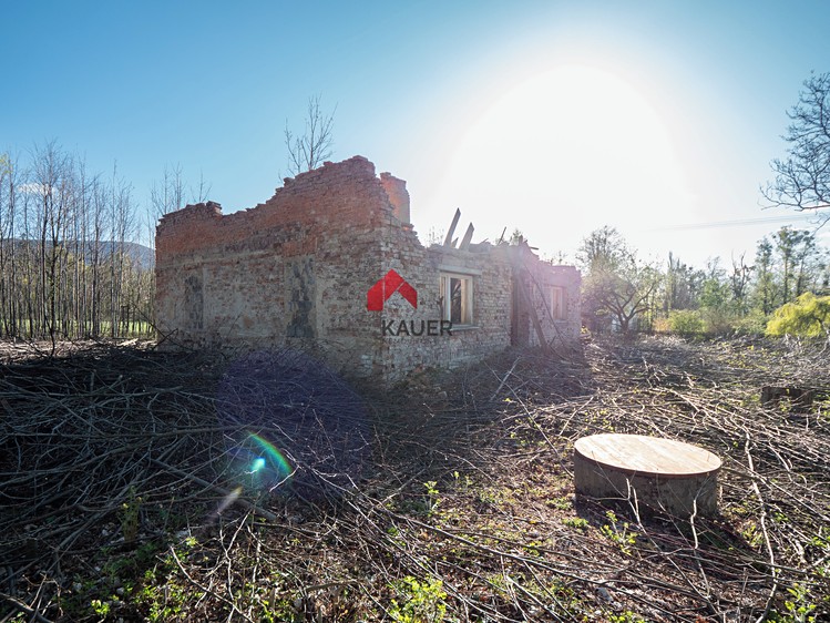 Prodej stavebního pozemku 4 560 m² - foto 5
