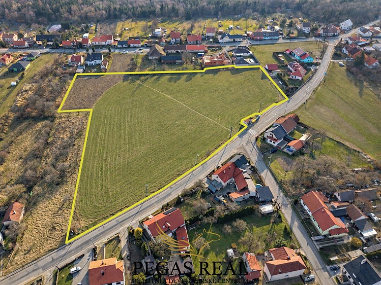 Prodej stavebního pozemku 18 273 m² - foto 4
