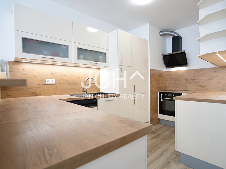 Prodej bytu 3+kk 79 m² (Jednopodlažní) - foto 5