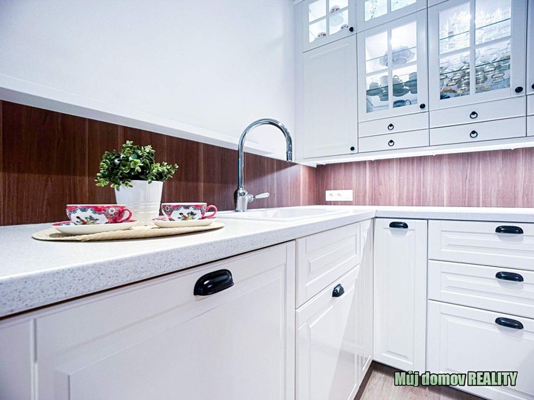 Pronájem bytu 2+kk 56 m² (Jednopodlažní) - foto 2