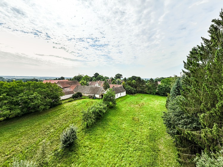 Prodej rodinného domu 633 m², pozemek 5 725 m² - foto 7