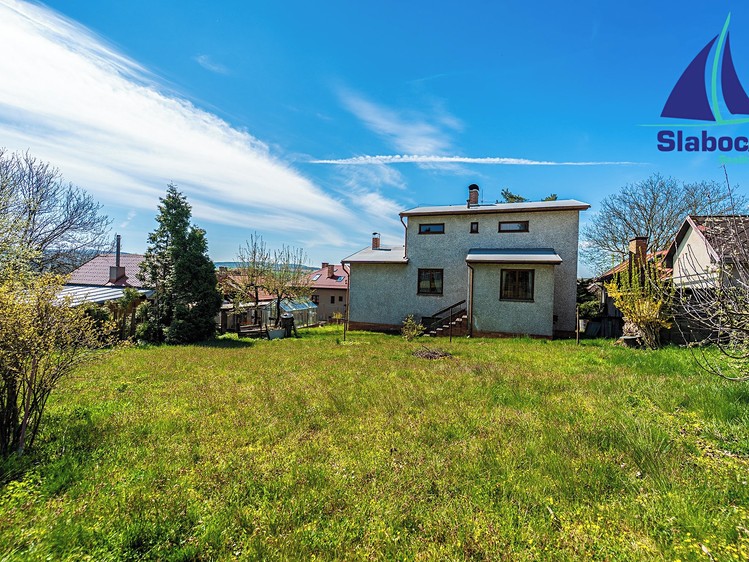 Prodej rodinného domu 260 m², pozemek 990 m² - foto 5