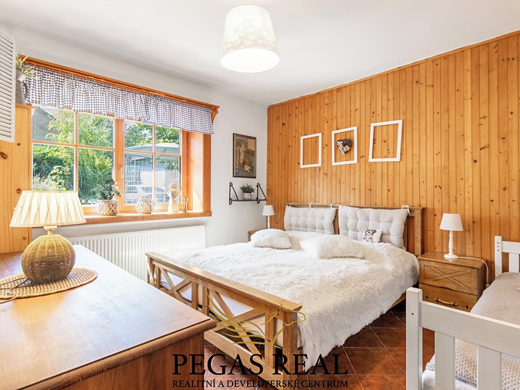 Prodej rodinného domu 130 m², pozemek 508 m² - foto 2