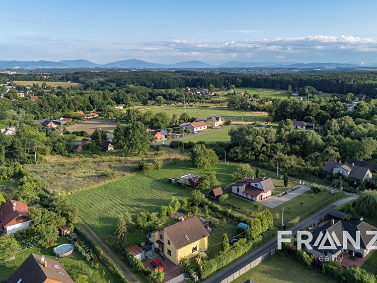 Prodej stavebního pozemku 947 m² - foto 3