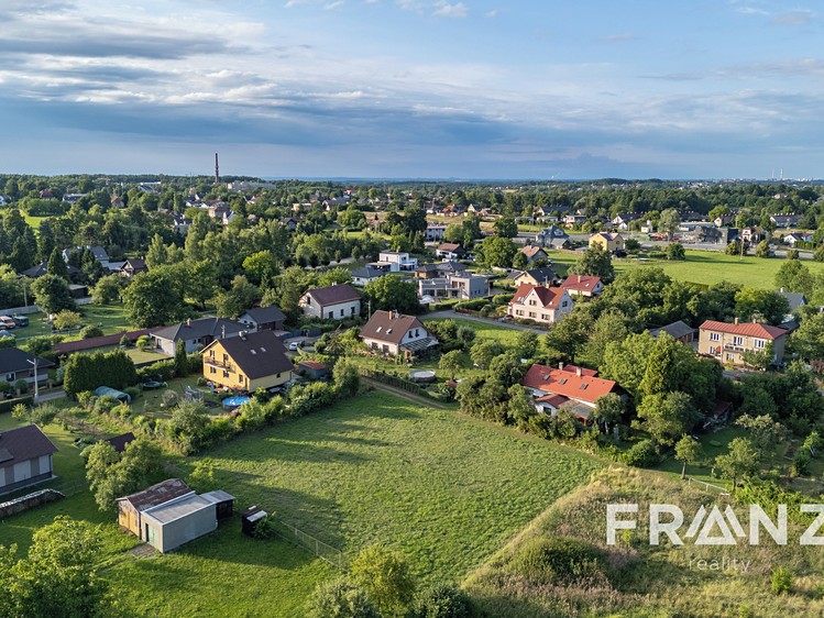 Prodej stavebního pozemku 947 m² - foto 7