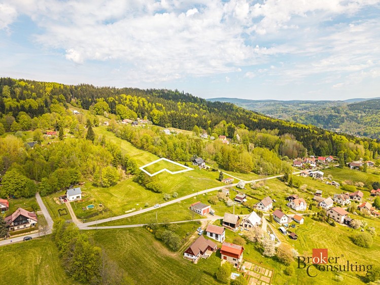 Prodej stavebního pozemku 2 523 m² - foto 2