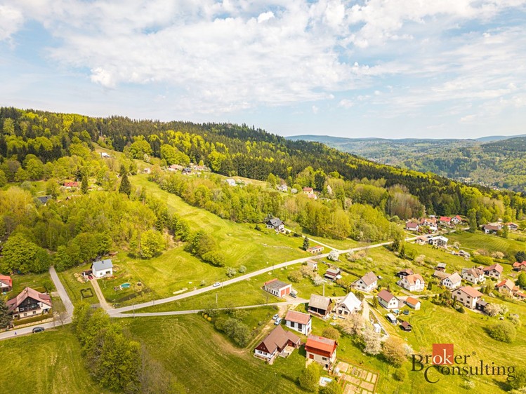 Prodej stavebního pozemku 2 523 m² - foto 3