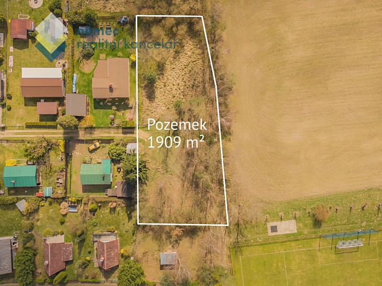 Prodej stavebního pozemku 1 909 m² - foto 1