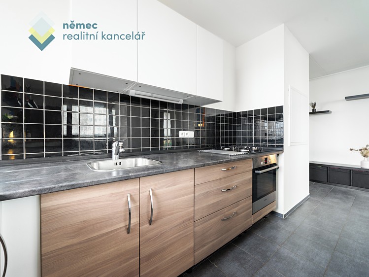Prodej bytu 4+1 90 m² - foto 4