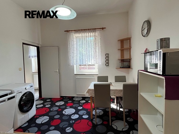 Prodej bytu 1+1 40 m² (Jednopodlažní) - foto 2
