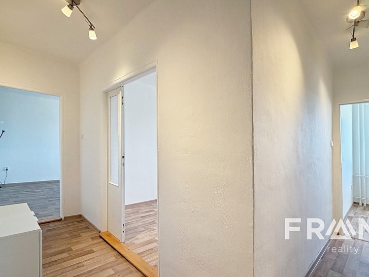 Pronájem bytu 2+1 55 m² (Jednopodlažní) - foto 5