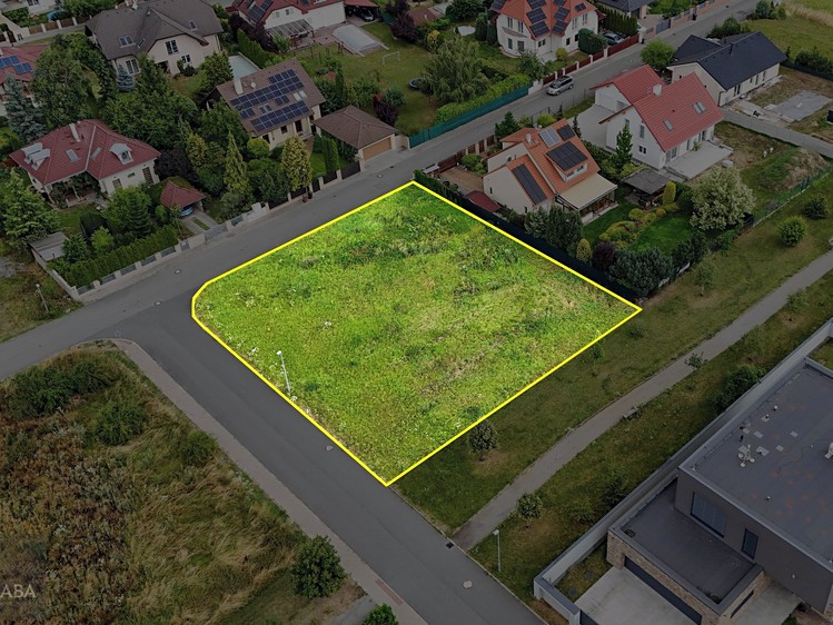 Prodej rodinného domu 200 m², pozemek 1 196 m² - foto 5