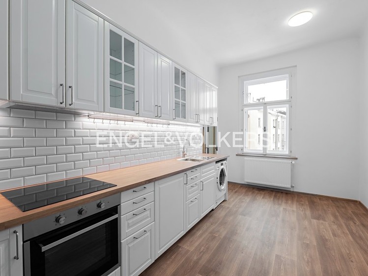 Pronájem bytu 2+1 59 m² - foto 1