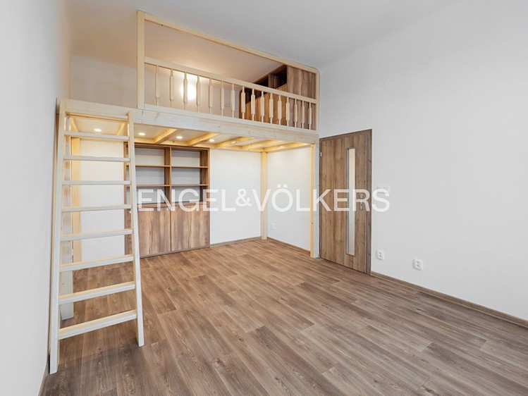 Pronájem bytu 2+1 59 m² - foto 7