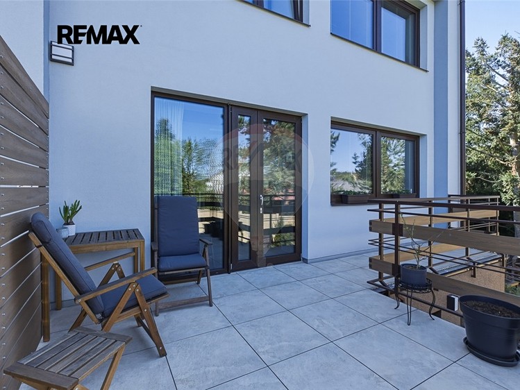 Prodej vícegeneračního domu 182 m², pozemek 83 m² - foto 7